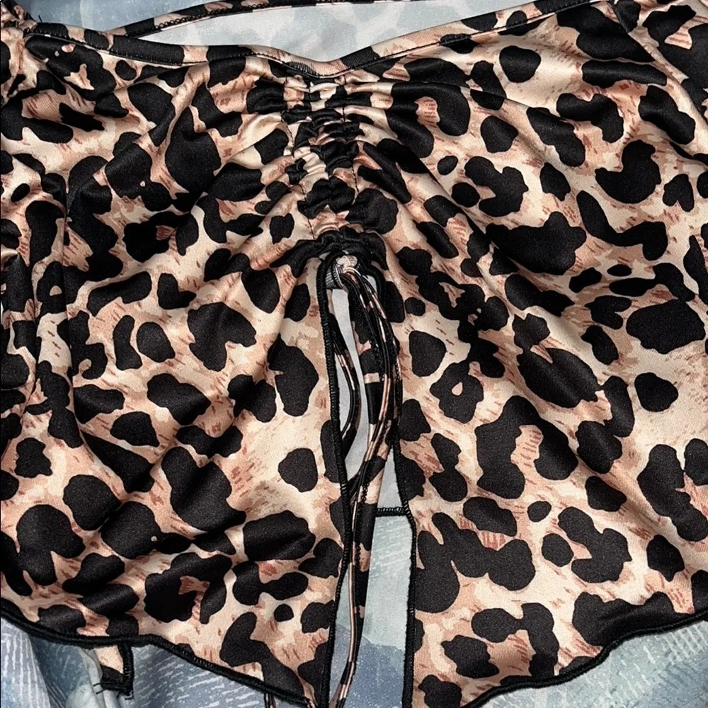 Cheetah Print top - Picture 4 of 8